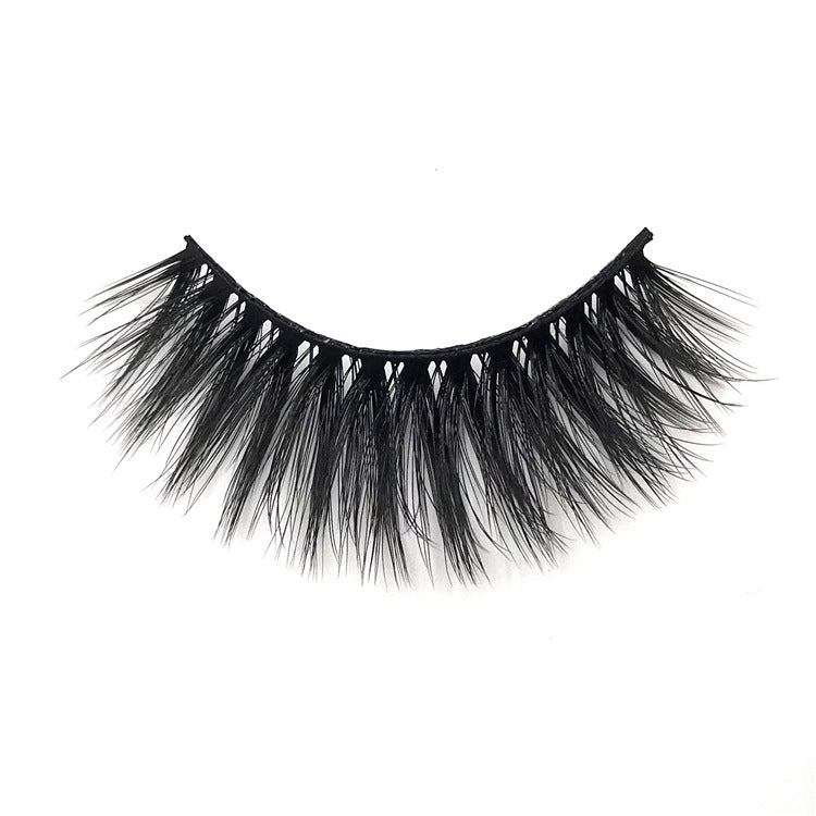 Natural And Realistic False Eyelashes - WarmEssence Essentials