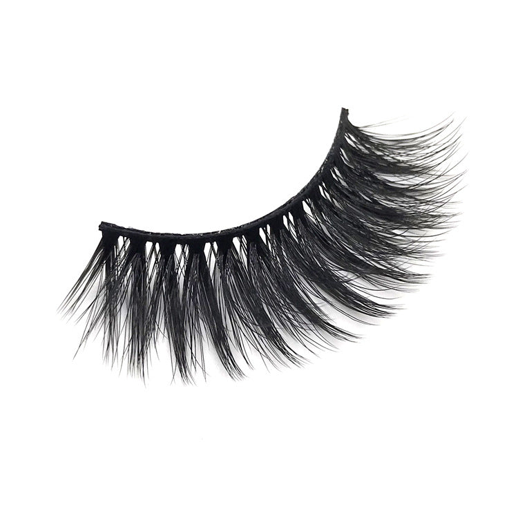 Natural And Realistic False Eyelashes - WarmEssence Essentials