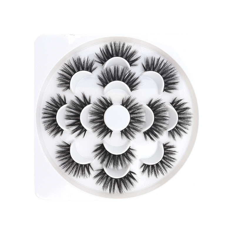 7 pairs of 3D false eyelashes - WarmEssence Essentials